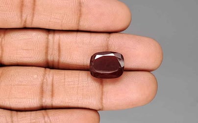 African Hessonite Garnet - 10.88 Carat Prime Quality HG-8396