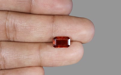 African Hessonite Garnet - 2.68 Carat Limited Quality HG-8084