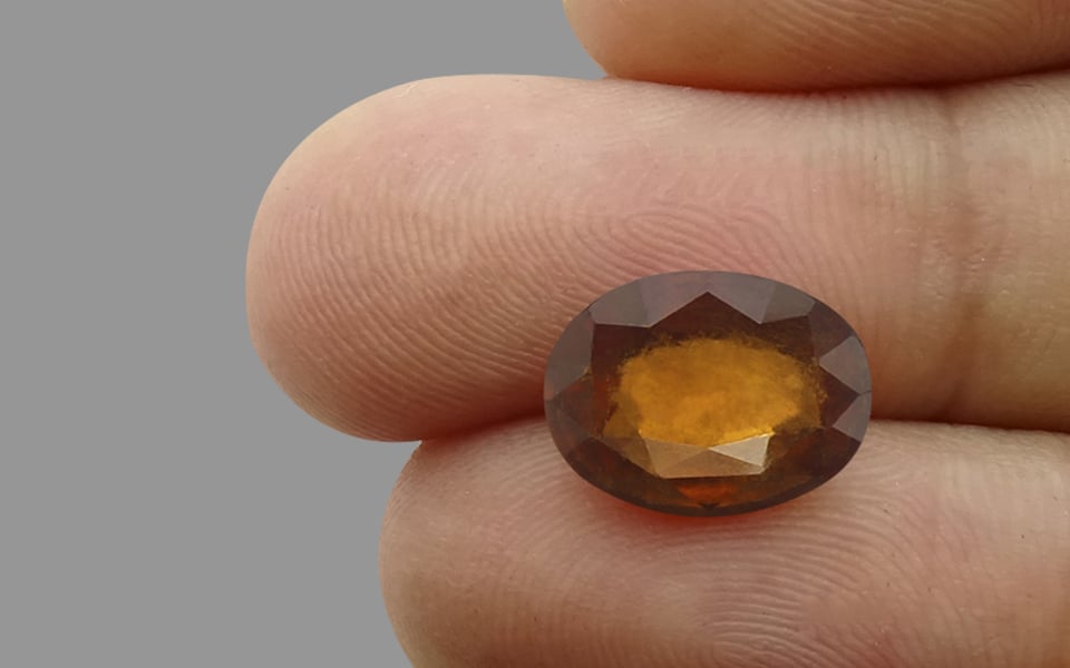 African Hessonite Garnet - 3.92 Carat Fine Quality HG-8045