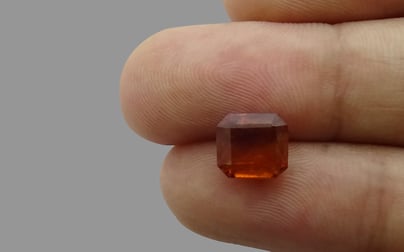 African Hessonite Garnet - 3.95 Carat Prime Quality HG-8065 