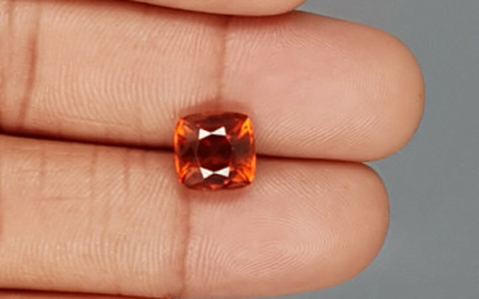 African Hessonite Garnet  4.33 Carat Prime Quality HG-8152