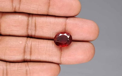 African Hessonite Garnet - 6.41 Carat Prime Quality HG-8371