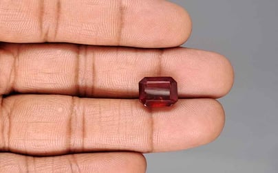 African Hessonite Garnet - 7.19 Carat Prime Quality HG-8445