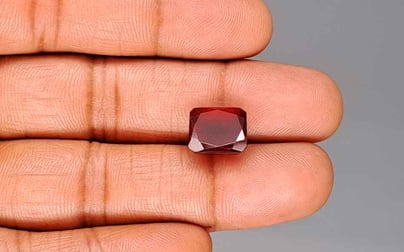 African Hessonite Garnet - 7.94 Carat Prime Quality HG-8439