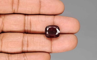 African Hessonite Garnet - 8.69 Carat Prime Quality HG-8387