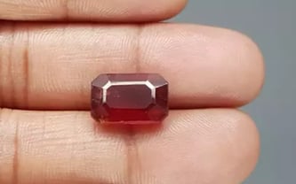 African Hessonite Garnet  9.54 Carat Prime Quality HG-8215