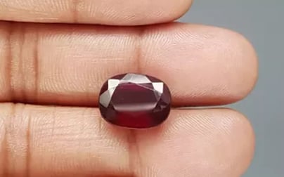 African Hessonite Garnet  9.83 Carat Prime Quality HG-8216