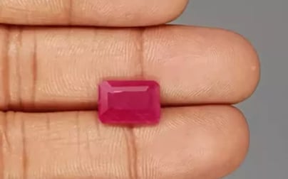 African Ruby - 4.87 Carat Limited Quality BR-7480