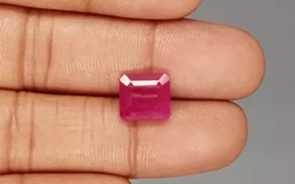 African Ruby - 5.36 Carat Limited Quality BR-7471