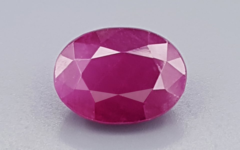 African Ruby - 5.59 Carat Prime Quality BR-7364