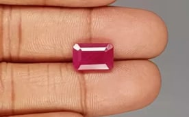 African Ruby - 5.65 Carat Limited Quality BR-7467