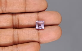 Amethyst - 2.75 Carat Prime Quality AMT-12735
