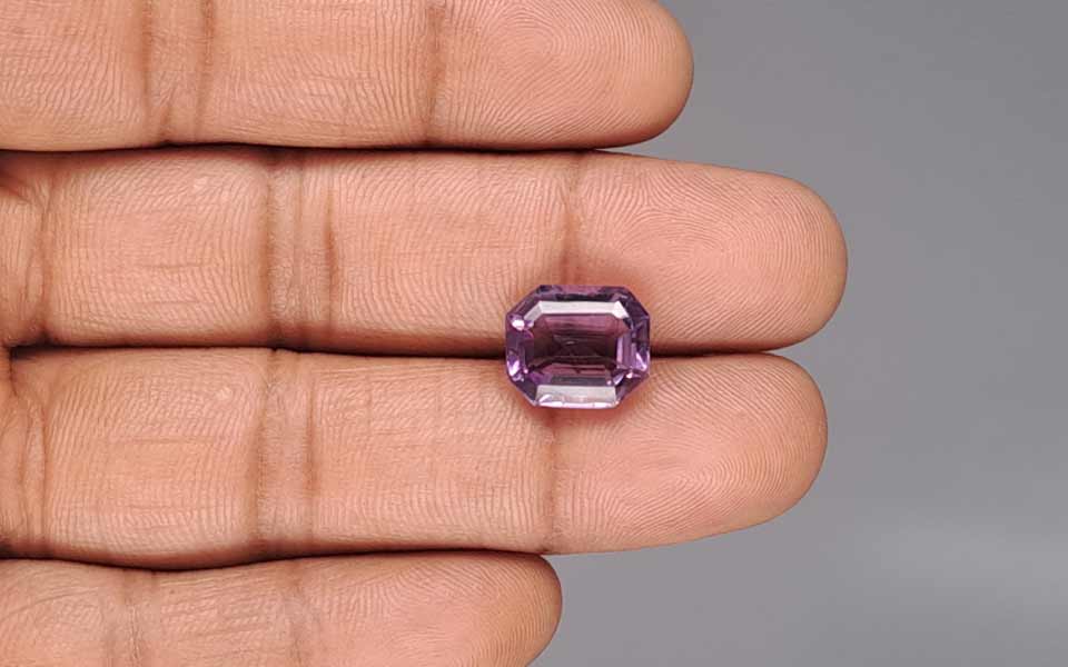 Amethyst - 5.6 Carat Rare Quality AMT-12801