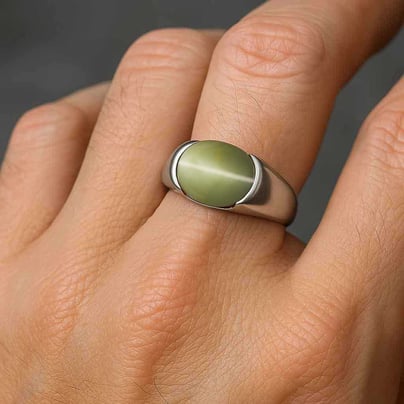 Bold & Stylish 925 Silver Cat's Eye Men’s Ring