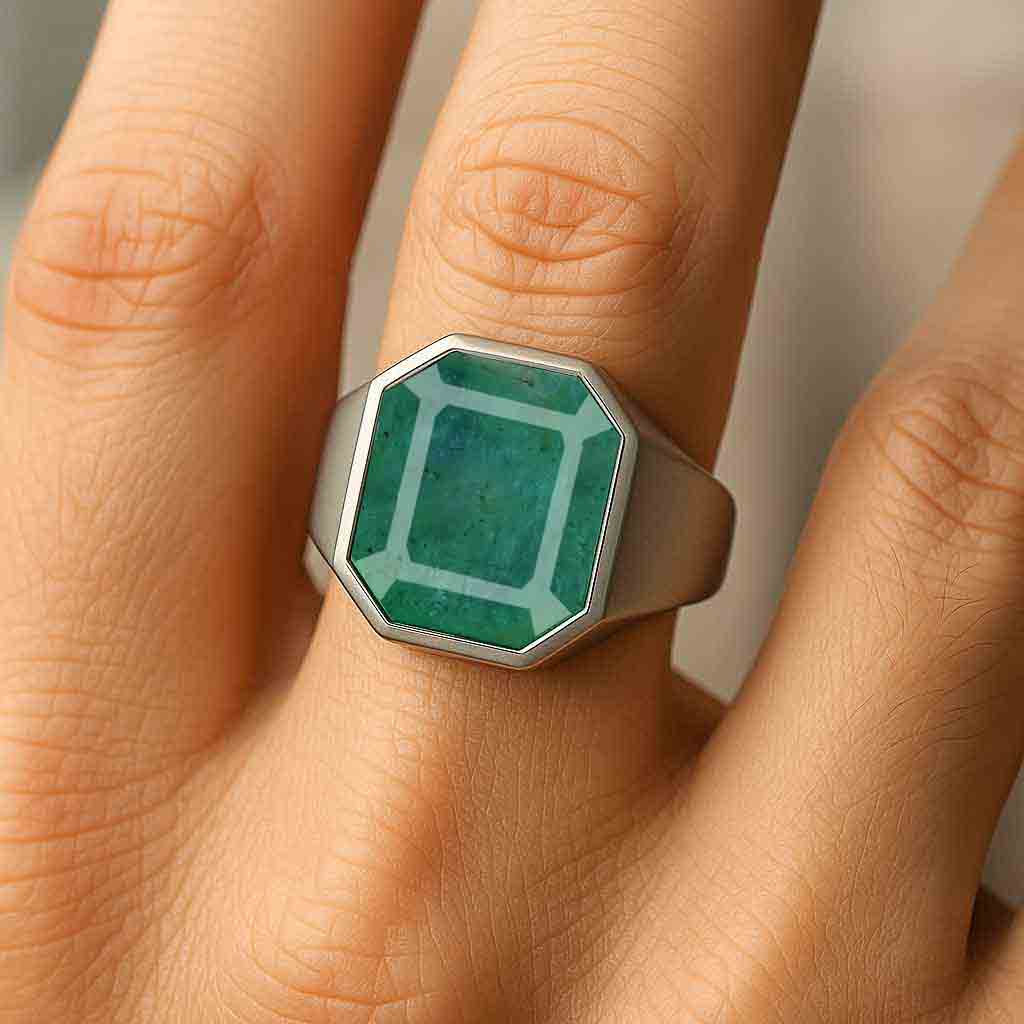 Bold & Stylish 925 Silver Emerald Men’s Ring