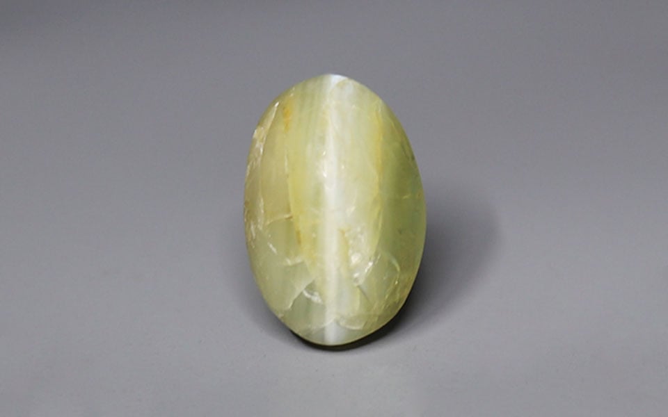 Ceylon Cat's Eye - 2.71 Carat Prime Quality CE-10645