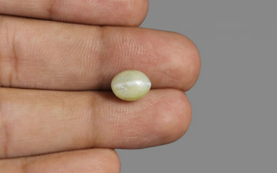 Ceylon Cat's Eye - 4.21 Carat Limited Quality CE-10613