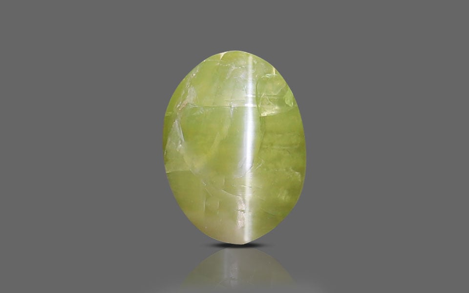 Buy Ceylon Lehsunia Stone at | 5.55 Carat Limited Quality Lehsunia Stone