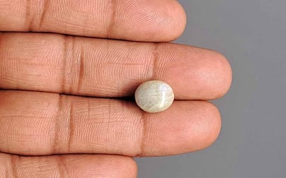 Ceylon Cat's Eye - 7.51 Carat Prime Quality CE-10788