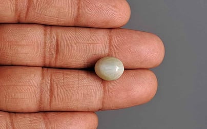 Ceylon Cat's Eye - 9.34 Carat Prime Quality CE-10793
