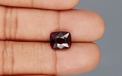 Ceylon Hessonite Garnet  4.61 Carat Limited Quality  HG-8165