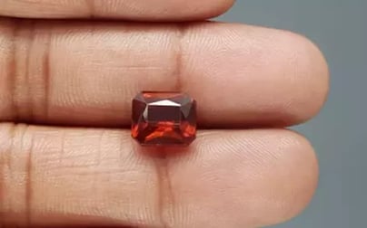 Ceylon Hessonite Garnet  5.58 Carat Limited Quality HG-8252