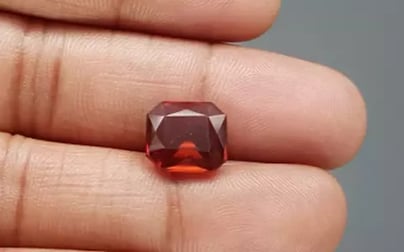 Ceylon Hessonite Garnet  5.85 Carat Limited Quality HG-8244