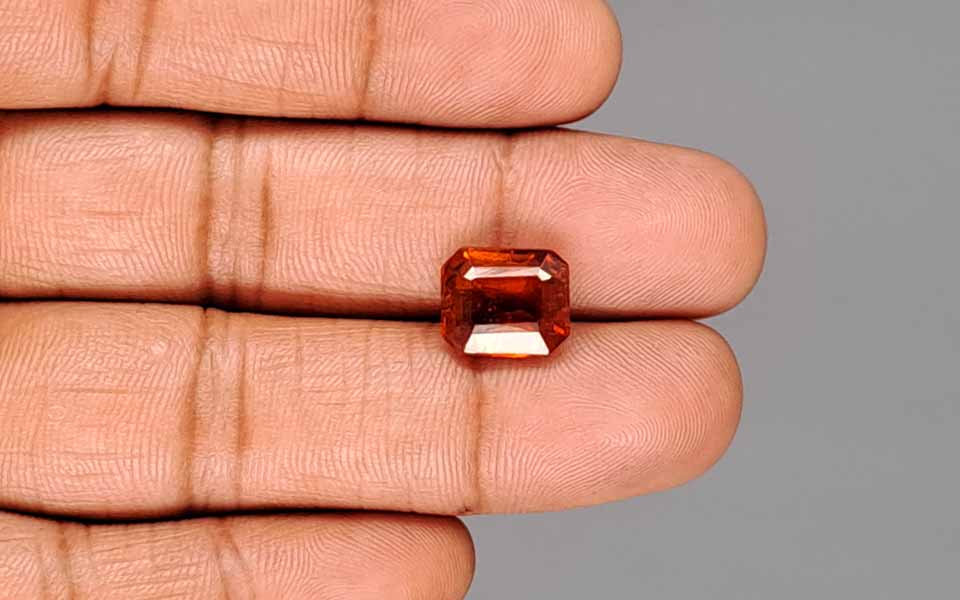 Ceylon Hessonite Garnet - 6.41 Carat Prime Quality HG-8364