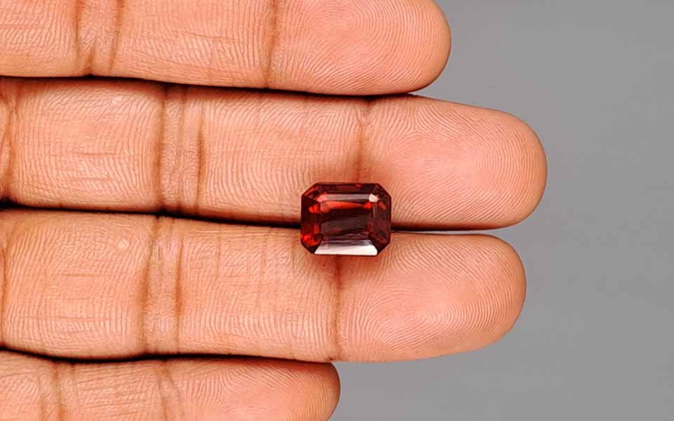 Ceylon Hessonite Garnet - 8.86 Carat Limited Quality HG-8357