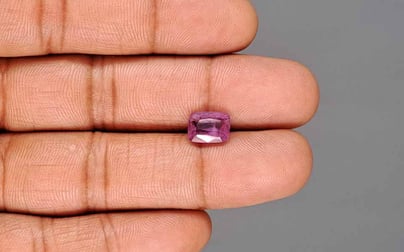 Ceylon Pink Sapphire - 3.56 Carat Limited Quality CPS-0101