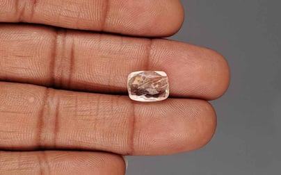 Ceylon White Sapphire - 4.67 Carat Prime Quality CWS-10068