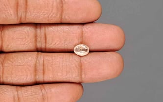 Ceylon Yellow Sapphire - 2.20 Carat Fine Quality CYS-4108