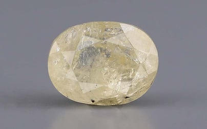 Ceylon Yellow Sapphire - 2.68 Carat Fine Quality CYS-4104