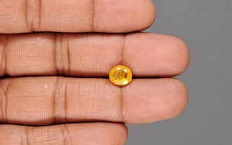 Ceylon Yellow Sapphire - 2.88 Carat Fine Quality CYS-4109