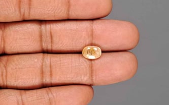 Ceylon Yellow Sapphire - 2.96 Carat Fine Quality CYS-4112