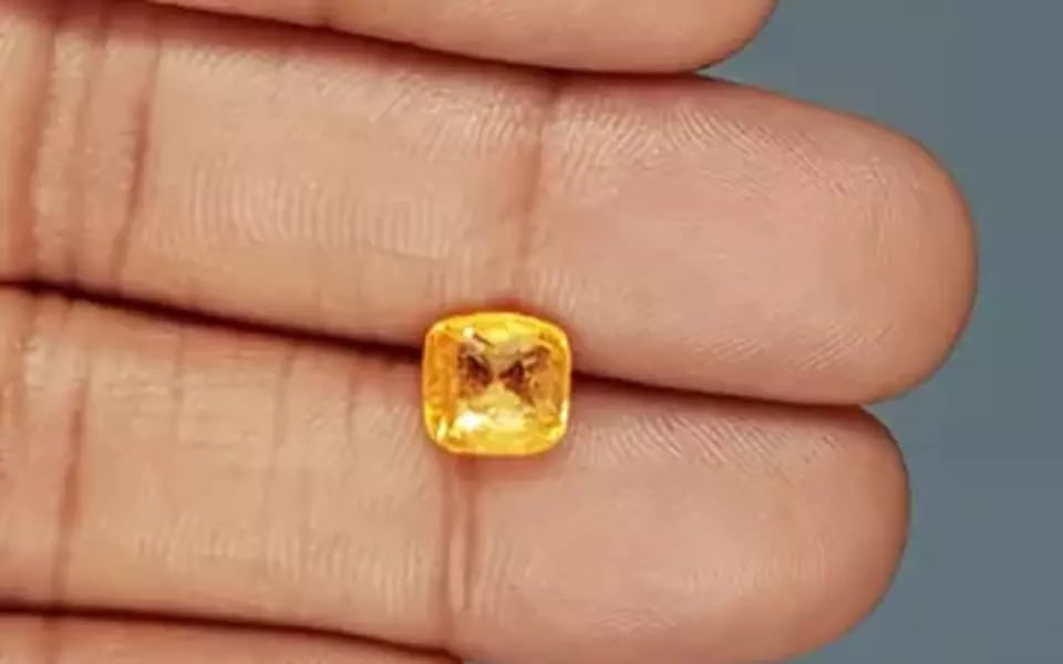 Ceylon Yellow Sapphire - 3.03 Carat Limited Quality CYS-3874
