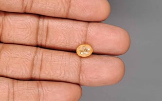 Ceylon Yellow Sapphire - 3.04 Carat Fine Quality CYS-4074