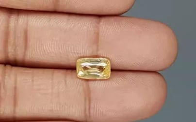 Ceylon Yellow Sapphire - 3.06 Carat Limited Quality CYS-3863