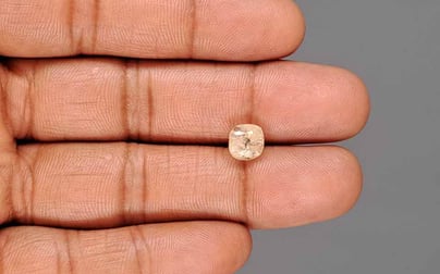 Ceylon Yellow Sapphire - 3.12 Carat Fine Quality CYS-4079