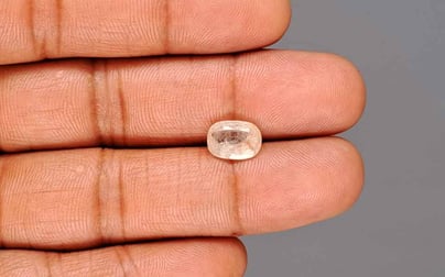 Ceylon Yellow Sapphire - 3.17 Carat Fine Quality CYS-4084