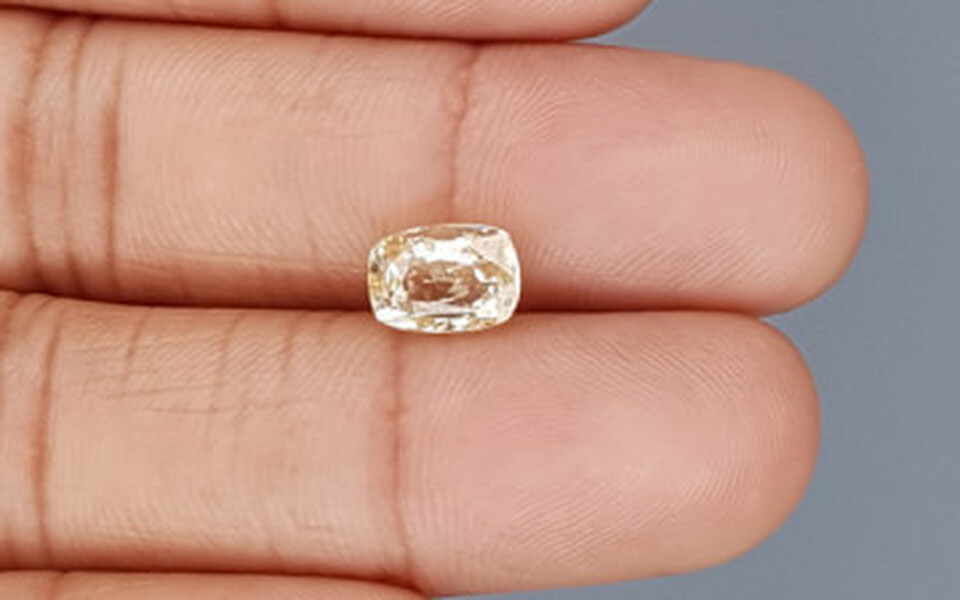 Ceylon Yellow Sapphire - 3.30 Carat Limited Quality CYS-3753 