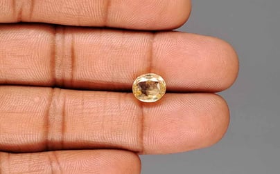 Ceylon Yellow Sapphire - 3.54 Carat Prime Quality CYS-4069