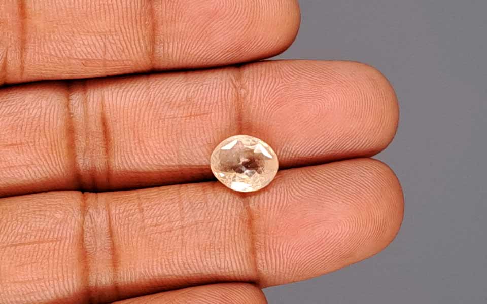 Ceylon Yellow Sapphire - 3.74 Carat Prime Quality CYS-4001