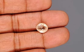 Ceylon Yellow Sapphire - 3.74 Carat Prime Quality CYS-4001