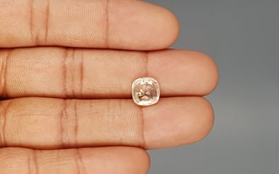 Ceylon Yellow Sapphire - 3.75 Carat Prime Quality CYS-3762