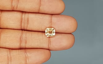 Ceylon Yellow Sapphire - 3.87 Carat Rare Quality CYS-3887