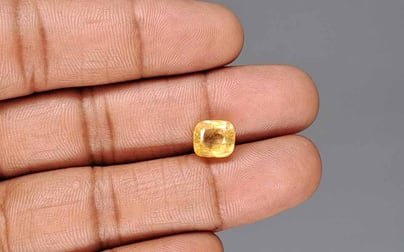 Ceylon Yellow Sapphire - 3.98 Carat Limited Quality CYS-4062
