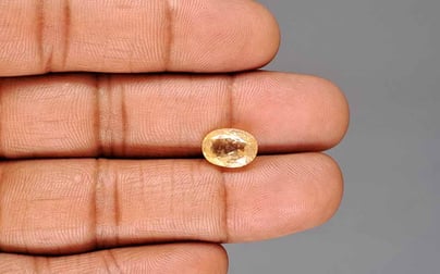 Ceylon Yellow Sapphire - 4.06 Carat Prime Quality CYS-4055