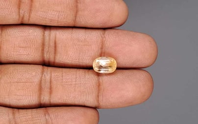 Ceylon Yellow Sapphire - 4.08 Carat Prime Quality CYS-3999