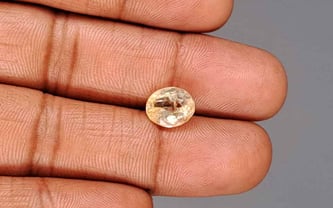 Ceylon Yellow Sapphire - 4.21 Carat Prime Quality CYS-4020